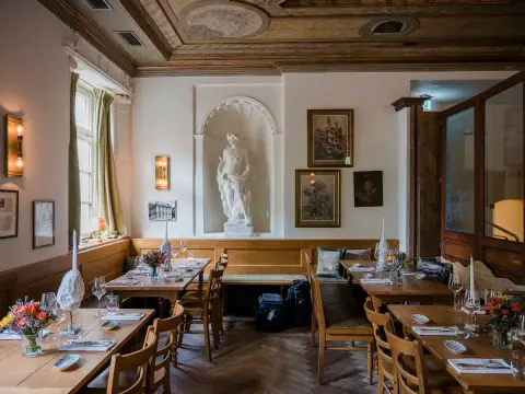 Luna Tica Munich: Mother's Day Celebration