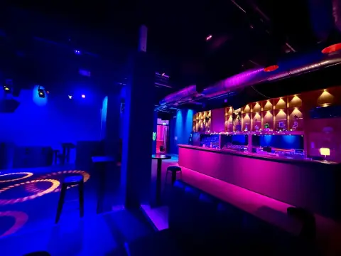 Ecuadorian Party at La Casita Latin Club